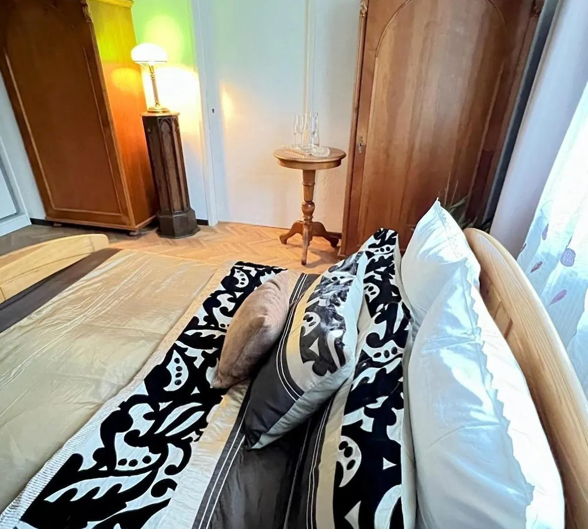 Antique Charm 2 Bedroom Prague Apartment